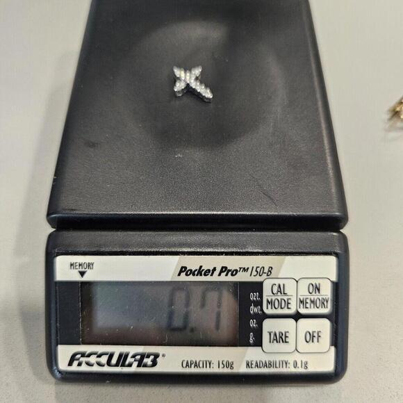 14k White Gold Diamond Cross Necklace. Vibrant Sparkling Diamonds. Communion - Picture 5 of 5